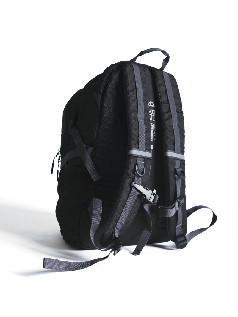 MANTO backpack CROSS black reflective